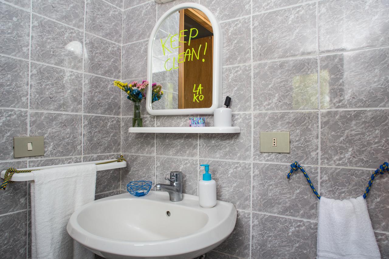 Lako Hostel Capodimonte Extérieur photo